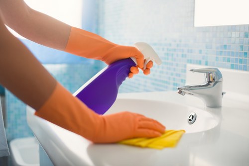 Deep cleaning service for a property in W2