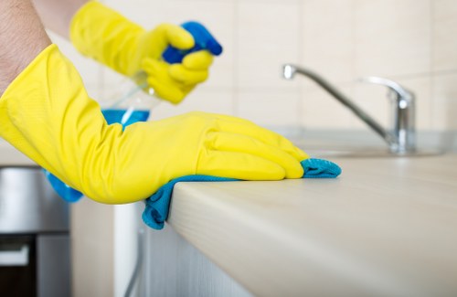 Reliable oven cleaner serving Paddington, Bayswater, and nearby W2 areas